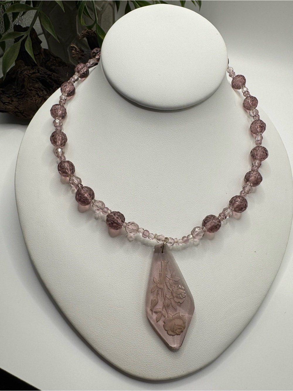 Vintage lavender glass intaglio necklace, EUC. 17” w/2” pendant with roses.